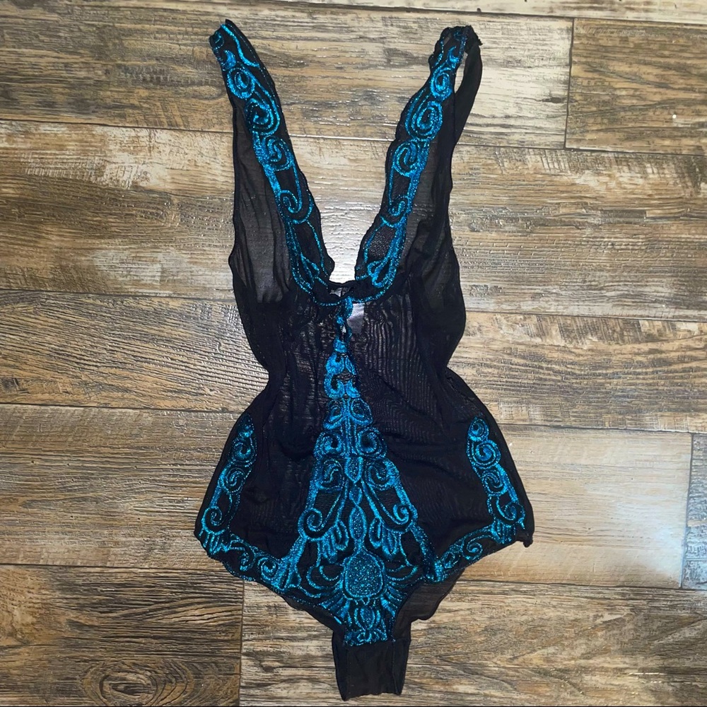 Seduction By Fredrick’s Of Hollywood Blue Black Lace Teddy